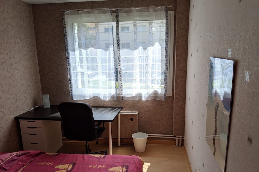 Photo of Bedroom in Lambezellec