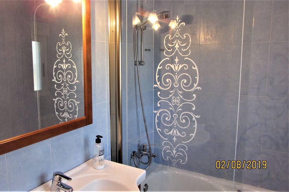 Photo of Bathroom in Sax