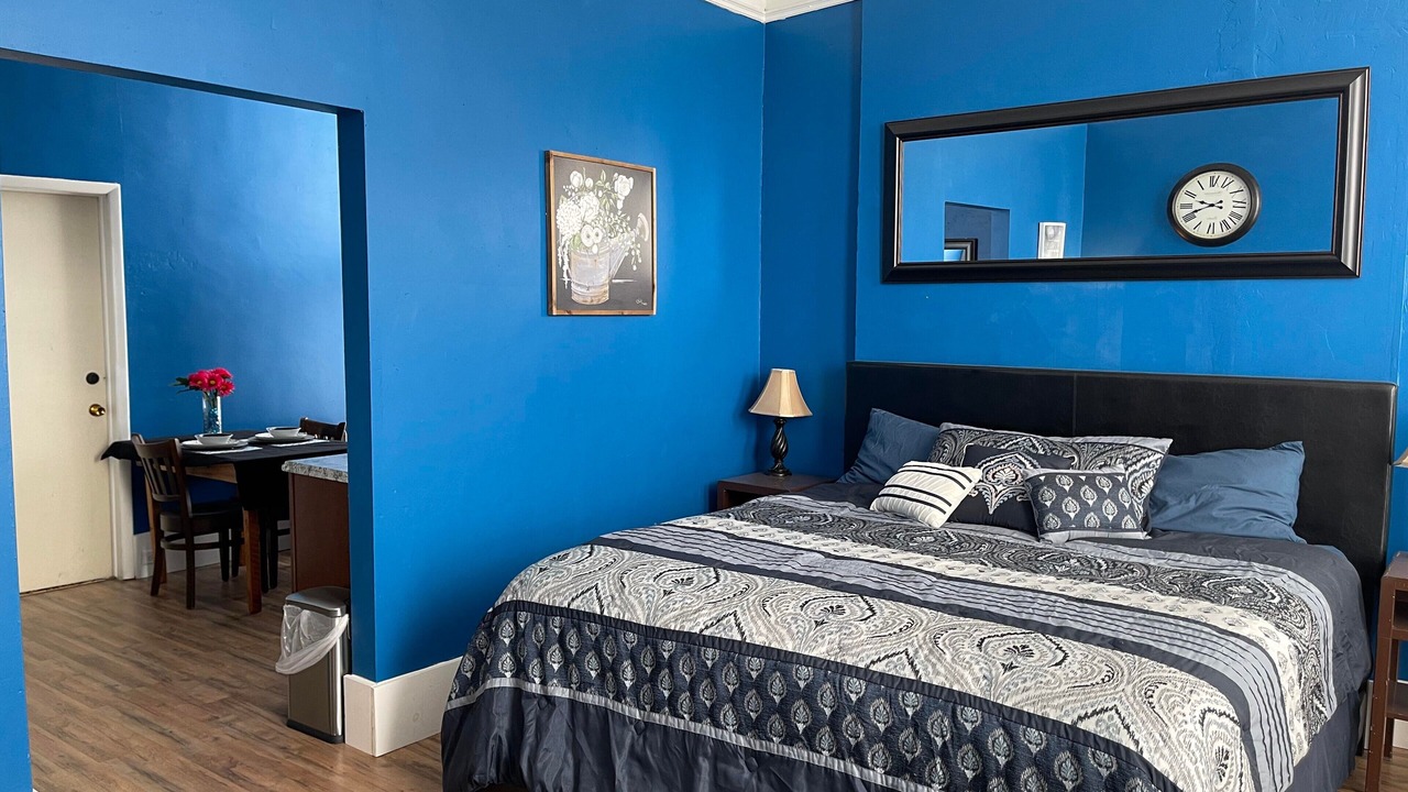 Photo of Bedroom in Clinton