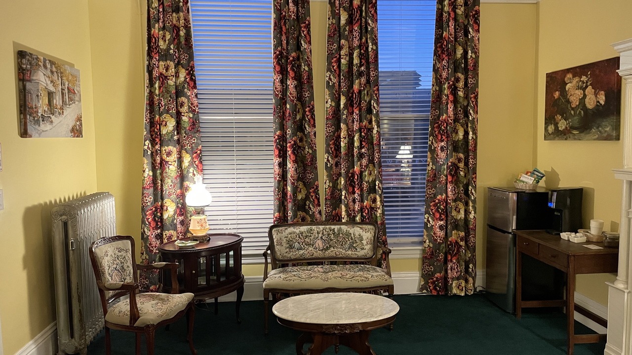 Photo of Bedroom in Clinton