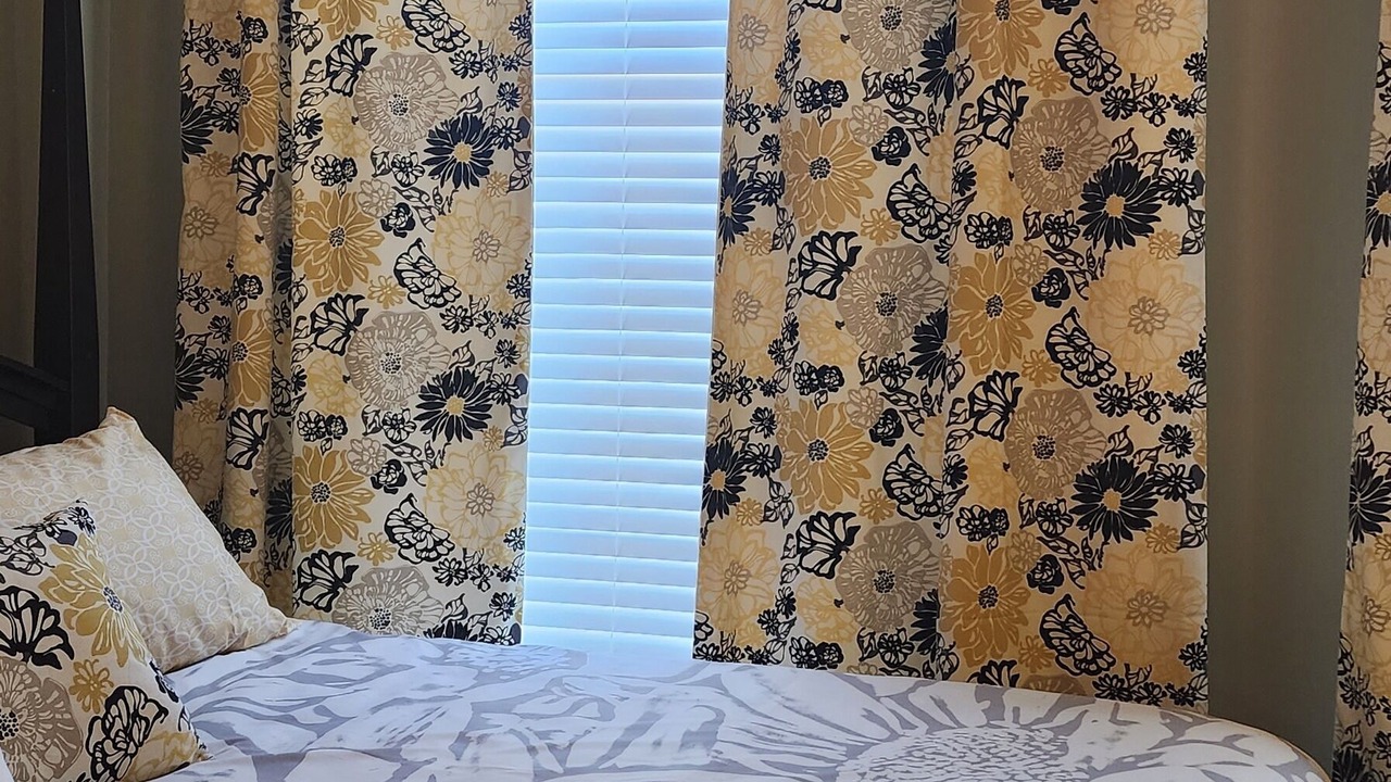 Photo of Bedroom in Clinton