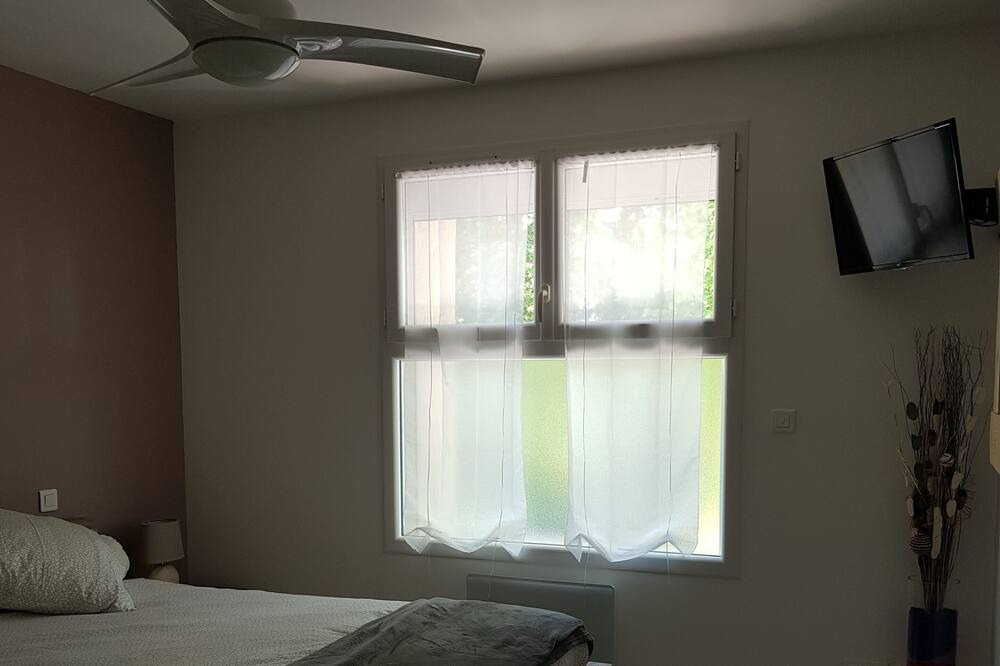 Photo of Bedroom in Le Cailar