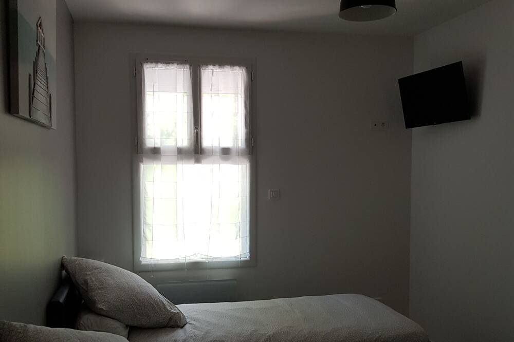 Photo of Bedroom in Le Cailar
