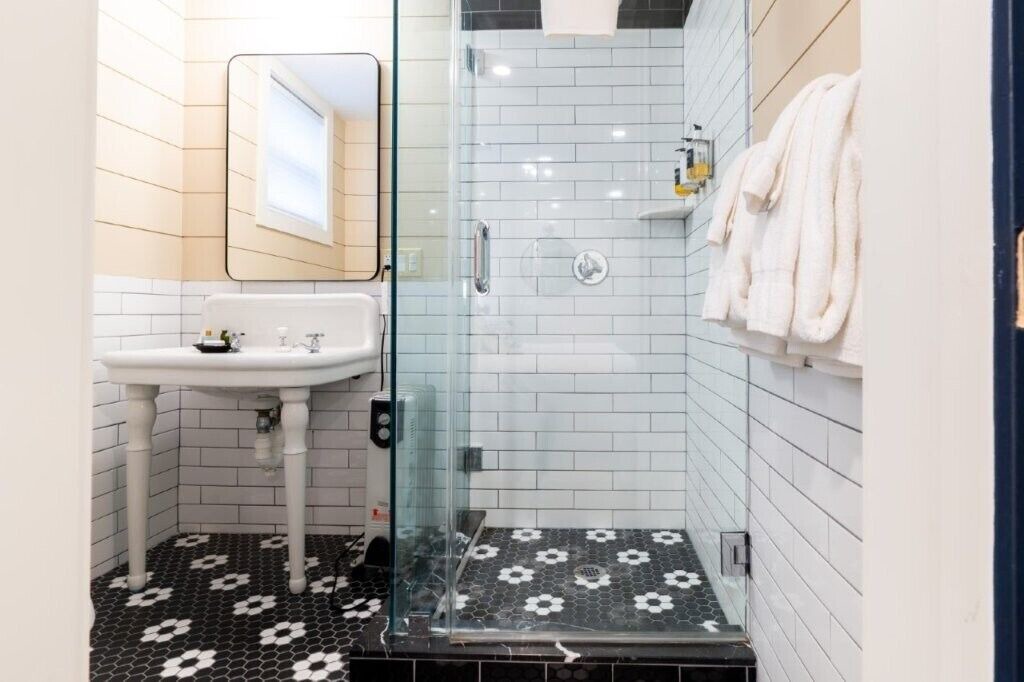 Photo of Bathroom in Oak Bluffs