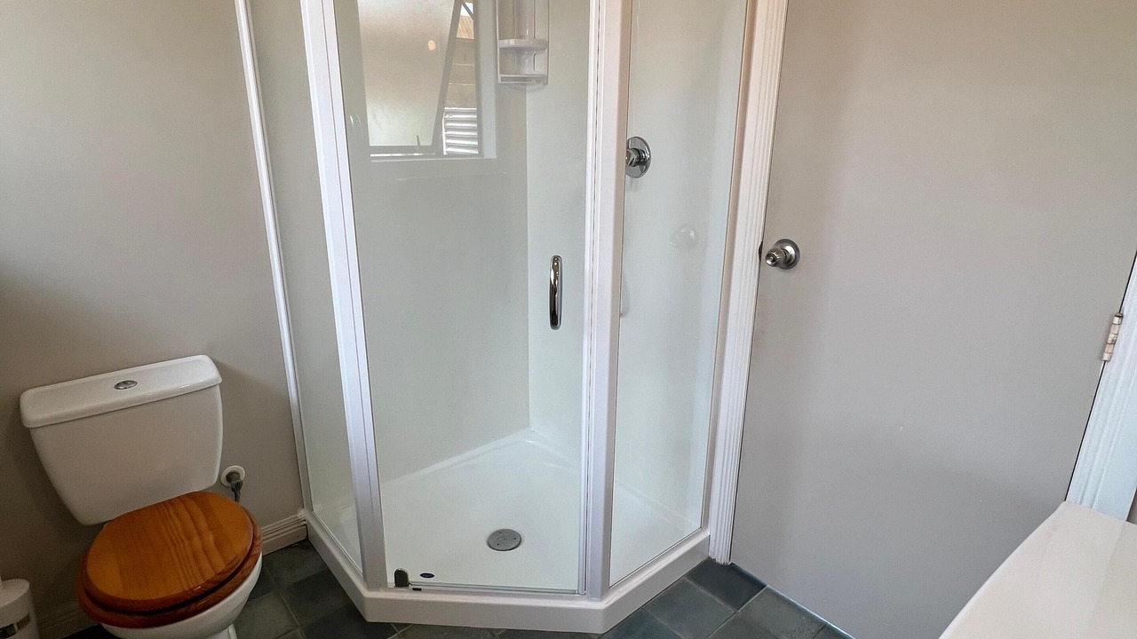 Photo of Bathroom in Parakai