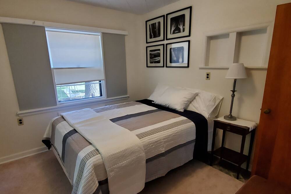 Photo of Bedroom in Star Lake