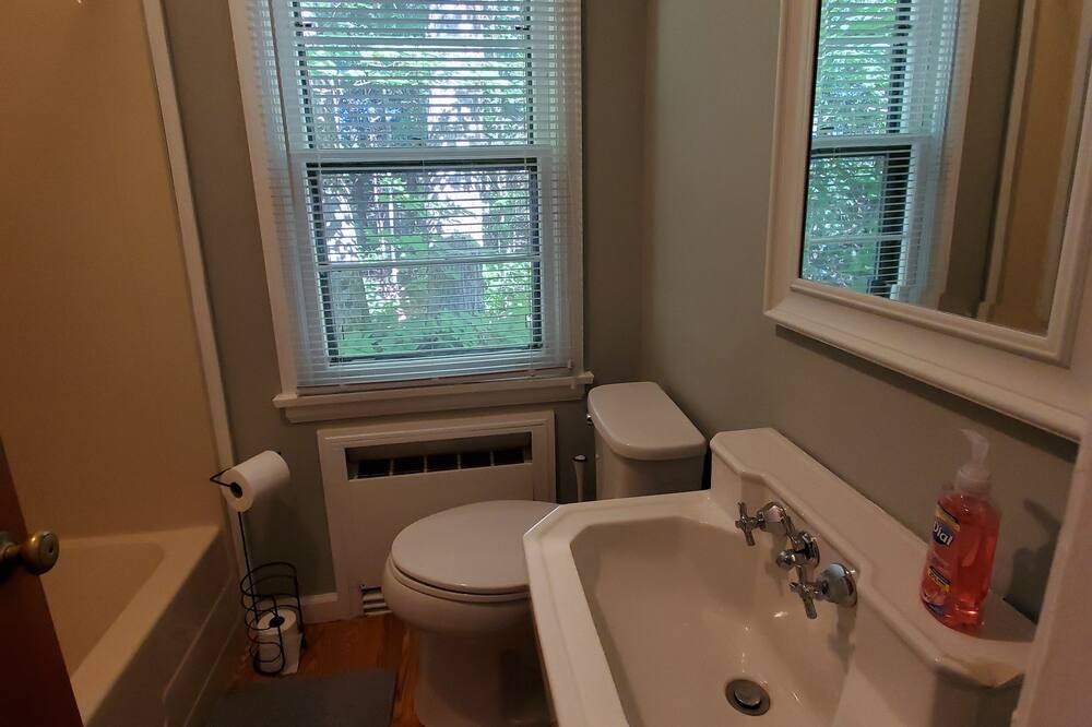 Photo of Bathroom in Star Lake