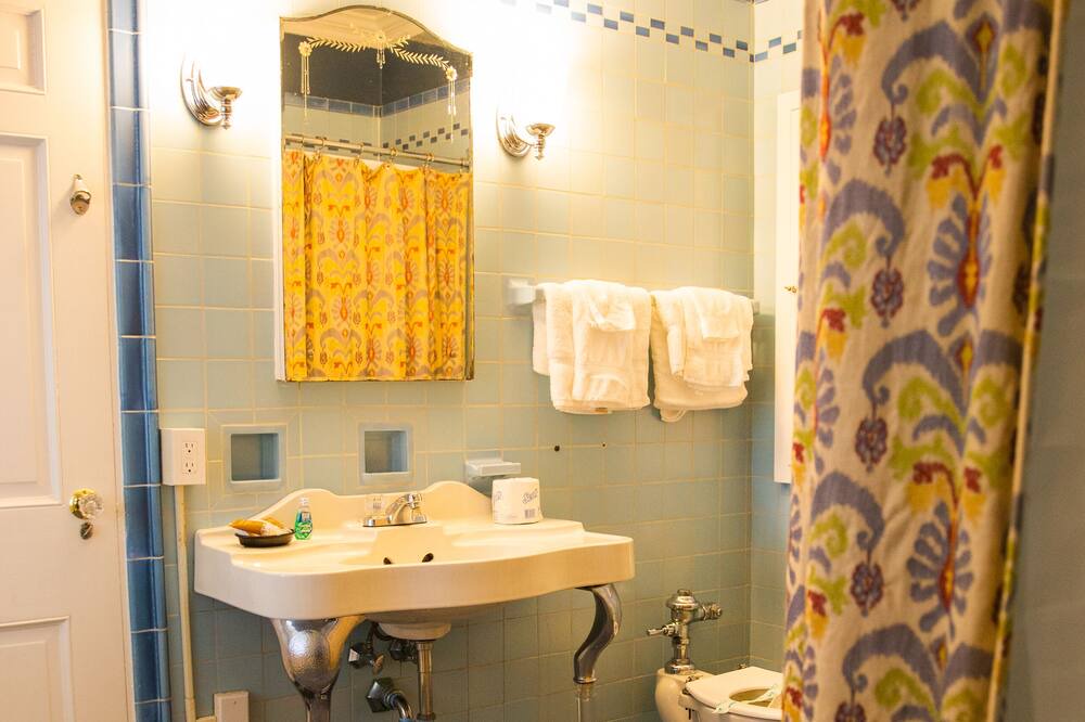Photo of Bathroom in Clemmons