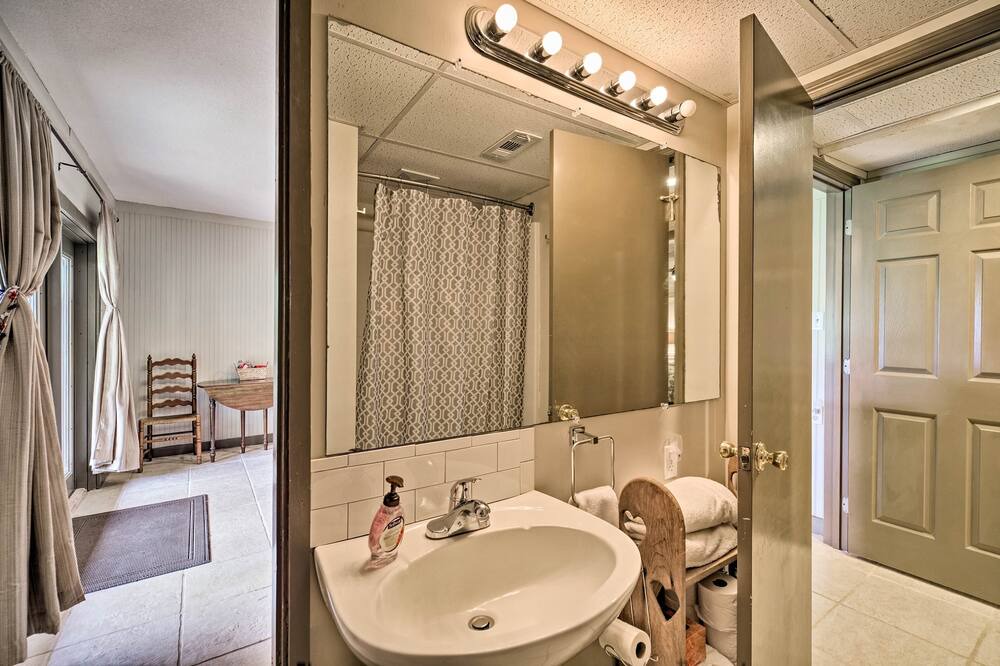 Photo of Bathroom in Decatur