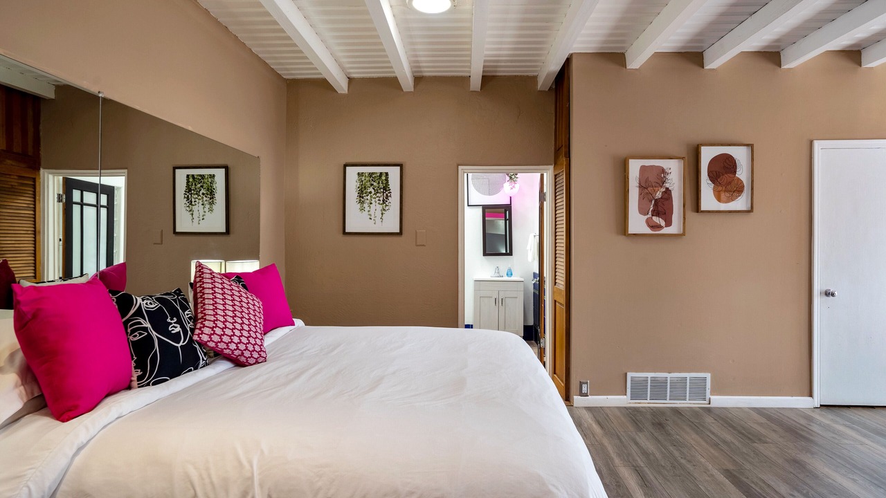 Photo of Bedroom in University Heights