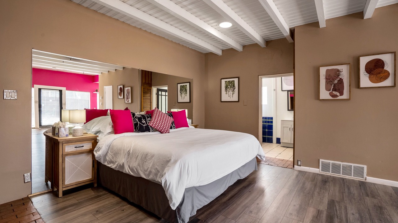 Photo of Bedroom in University Heights