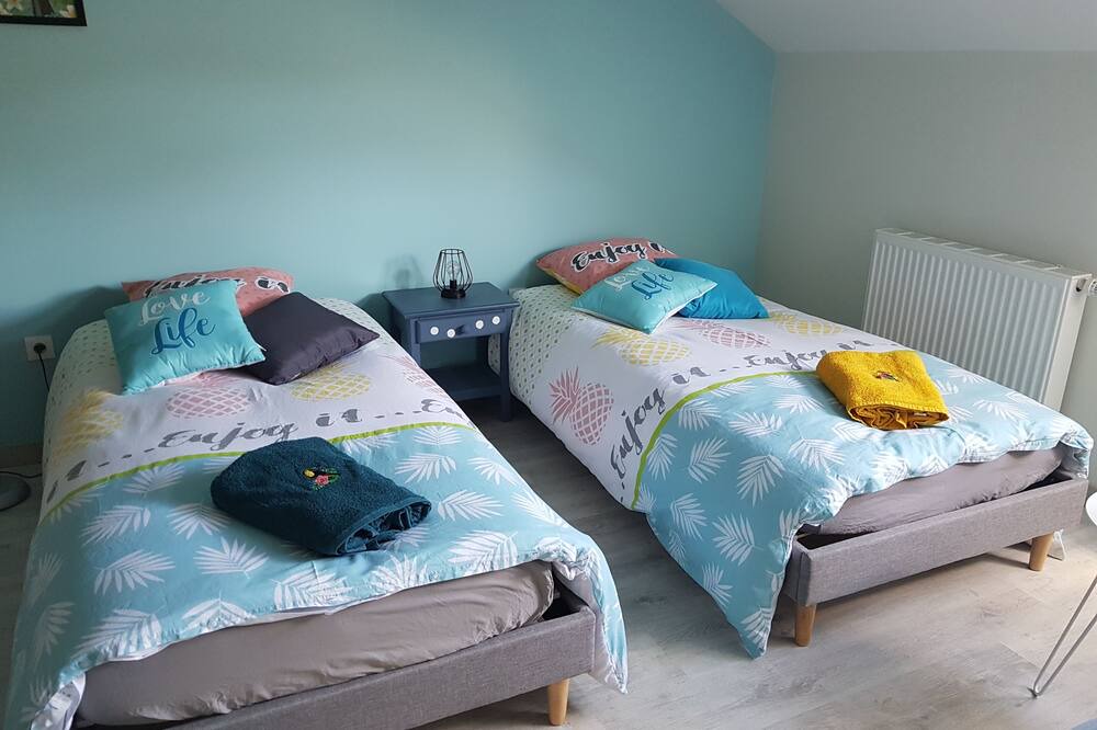 Photo of Bedroom in Theneuil
