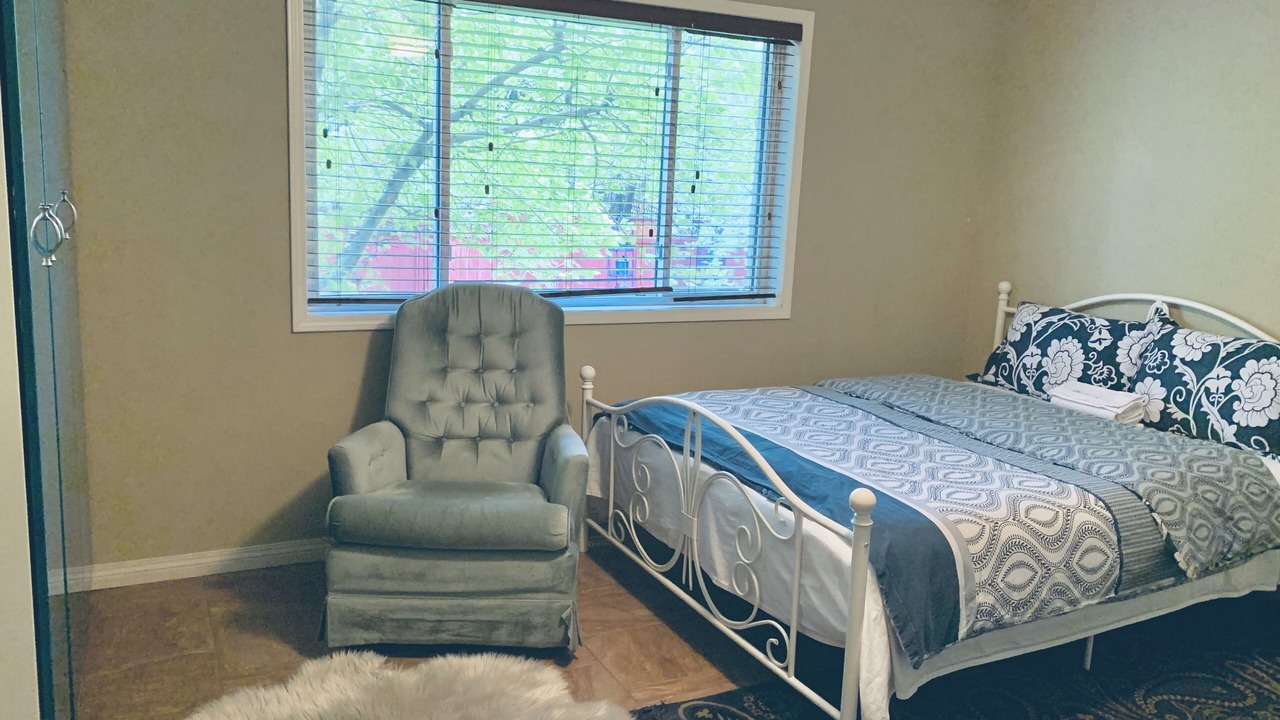 Photo of Bedroom in Hawkwood