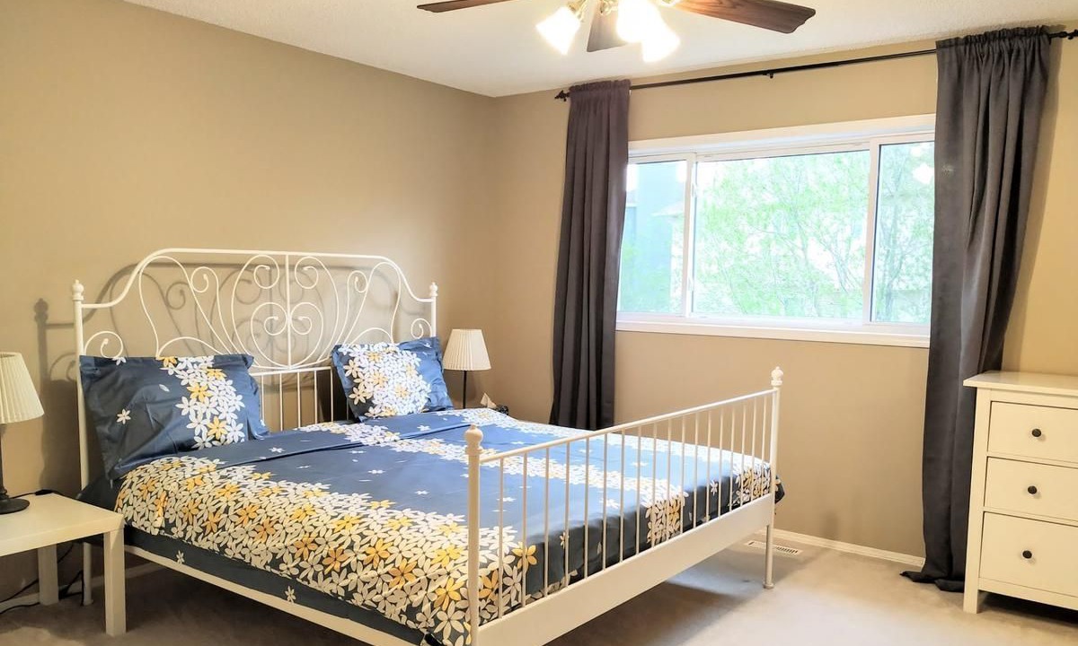 Photo of Others in Hawkwood