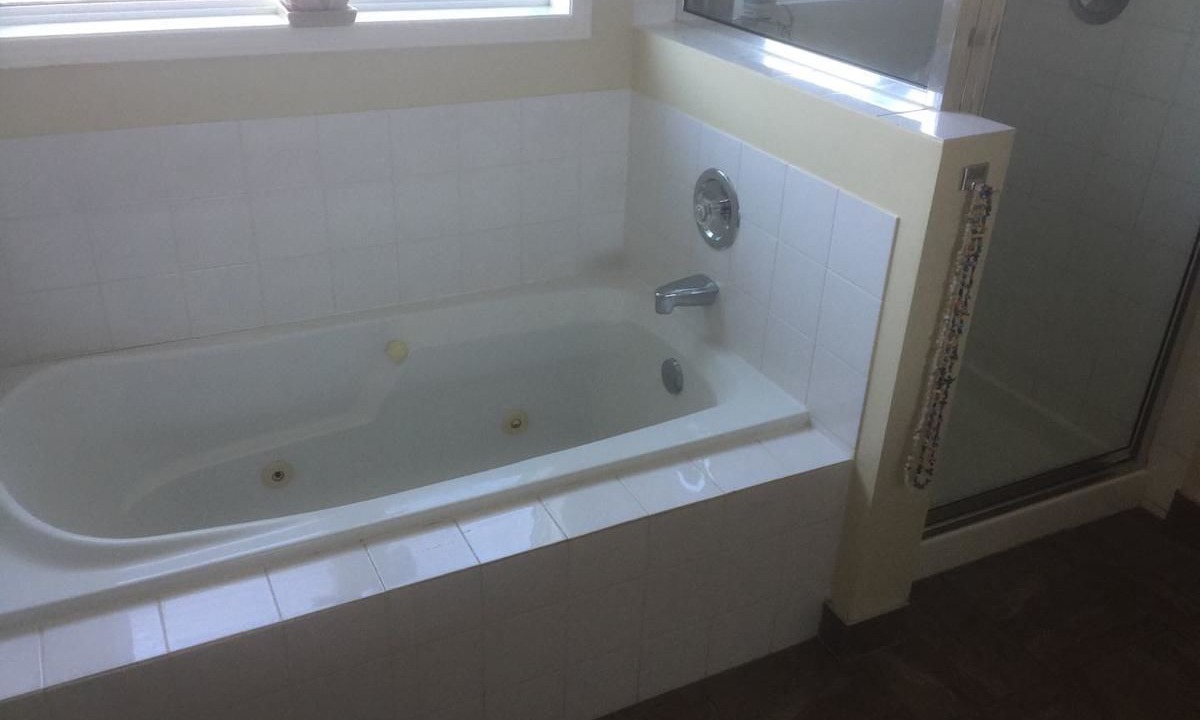 Photo of Bathroom in Hawkwood