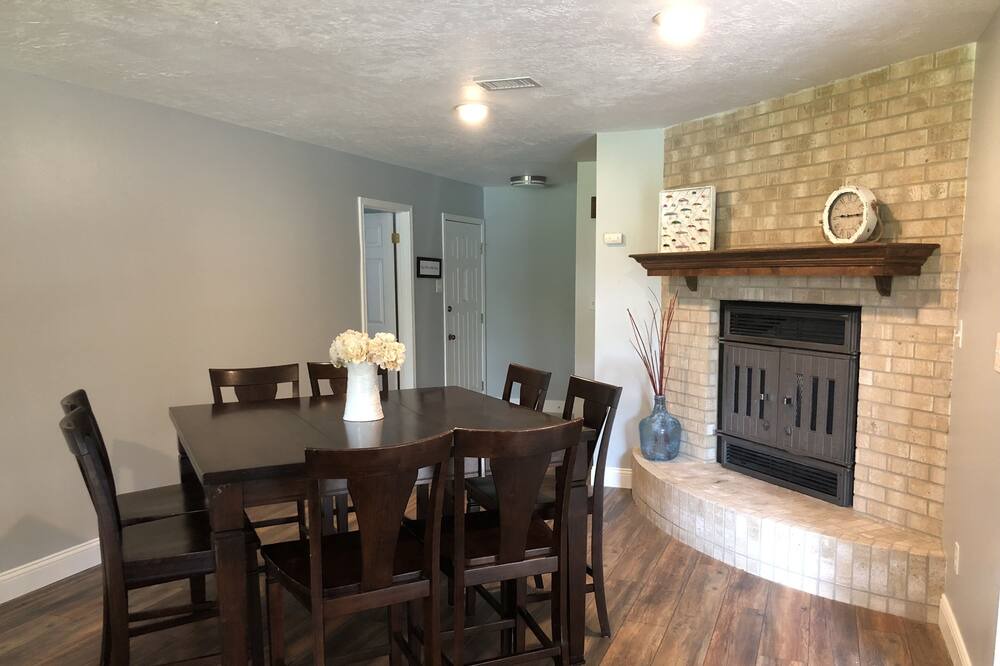 Photo of Livingroom in Blanchard