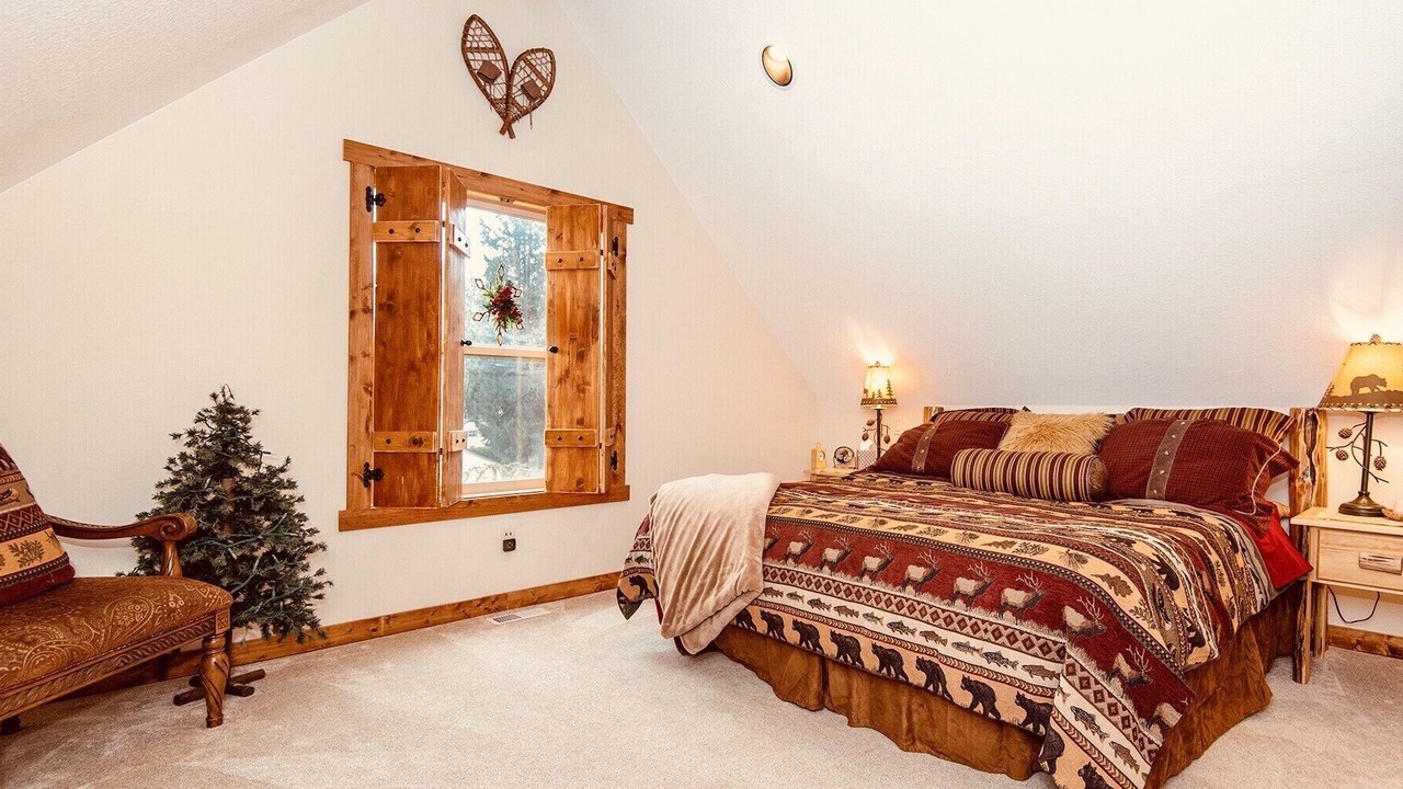 Photo of Bedroom in Carver