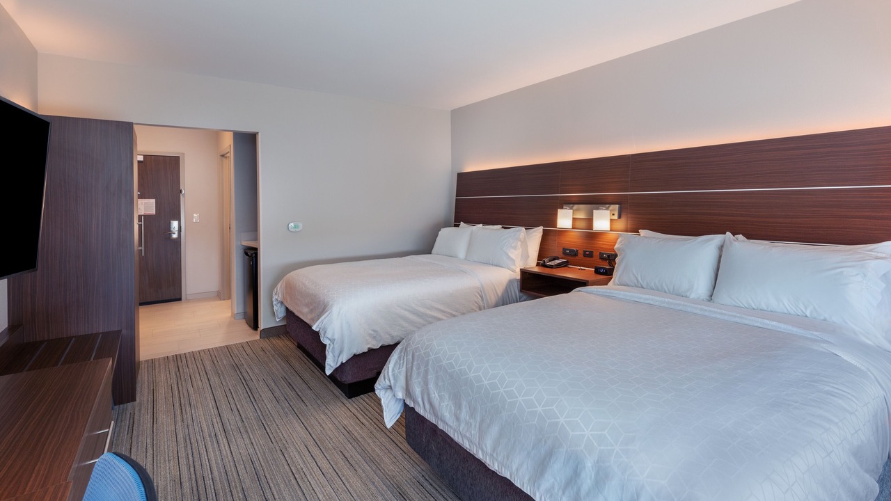 Photo of Bedroom in Parsons
