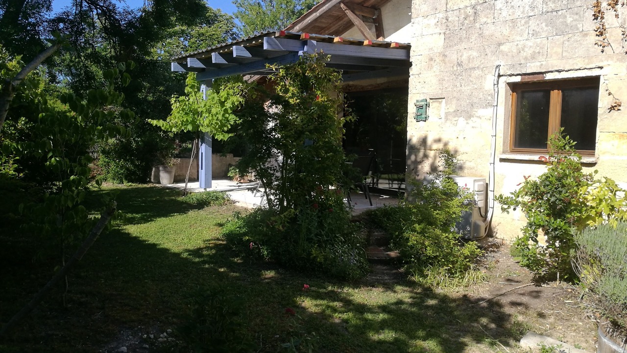 Photo of Outdoor in Petit-Palais-et-Cornemps