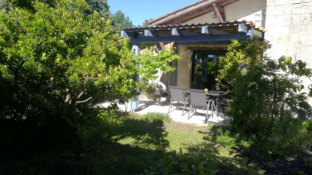 Photo of Outdoor in Petit-Palais-et-Cornemps