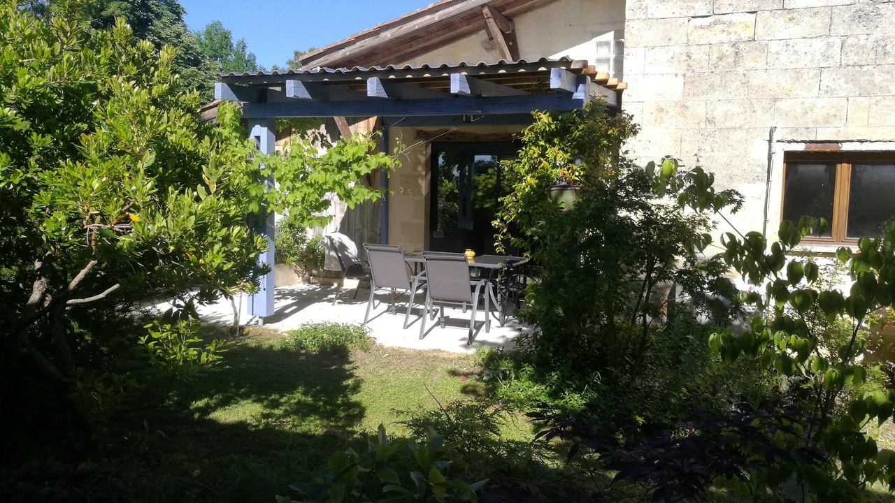 Photo of Outdoor in Petit-Palais-et-Cornemps
