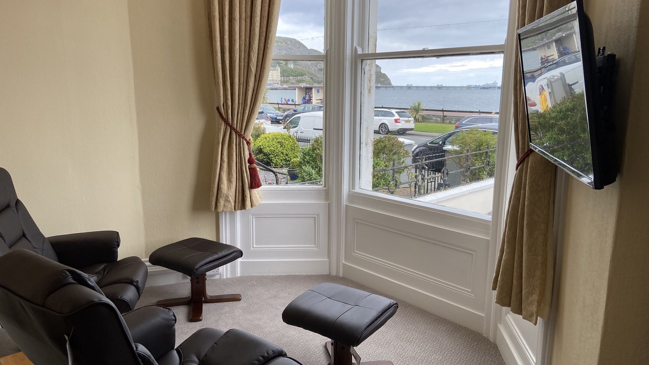 Photo of Bedroom in Llandudno