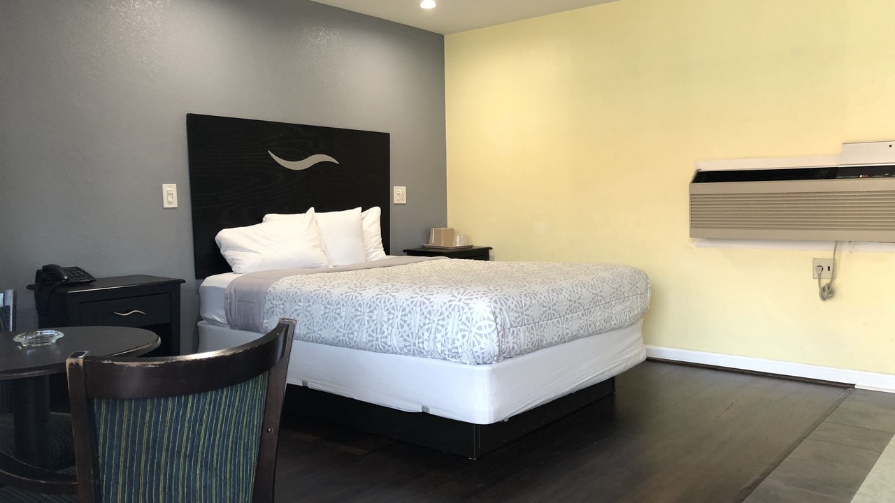 Photo of Bedroom in Saugus