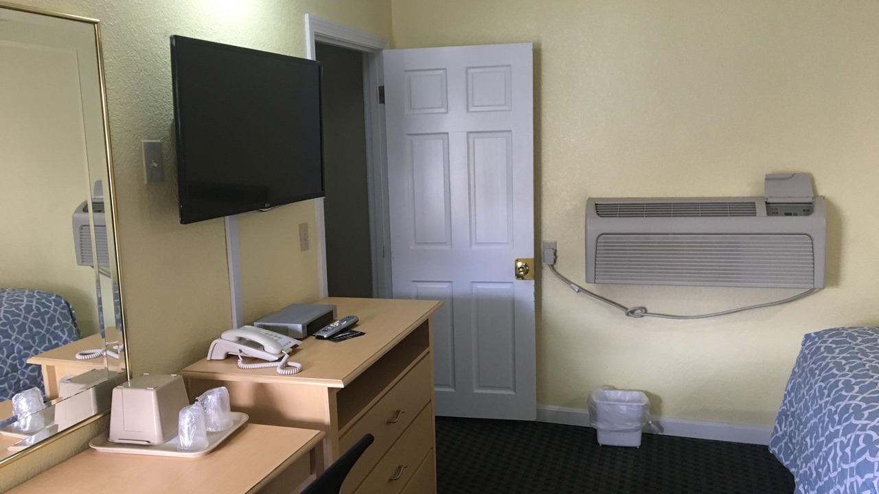 Photo of Bedroom in Saugus