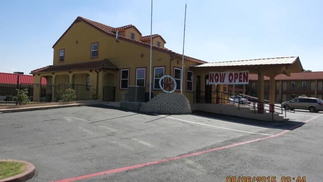 Photo of Outdoor in Taylor