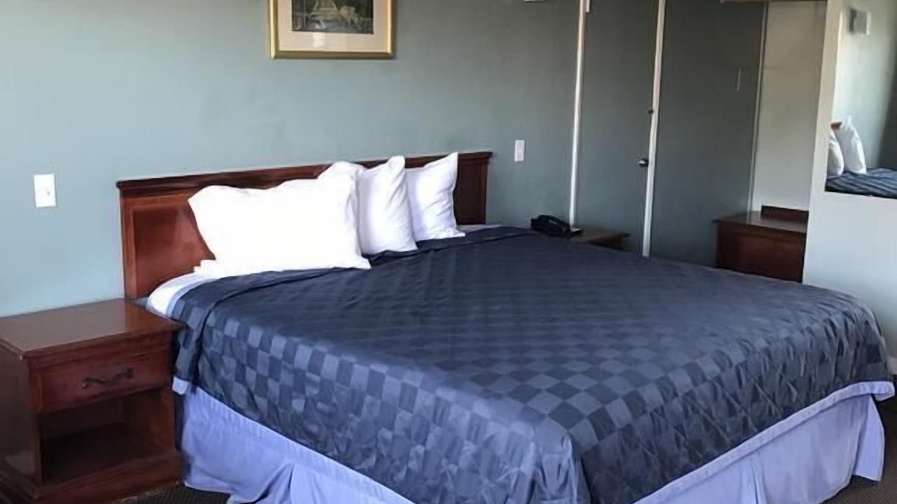 Photo of Bedroom in Modesto