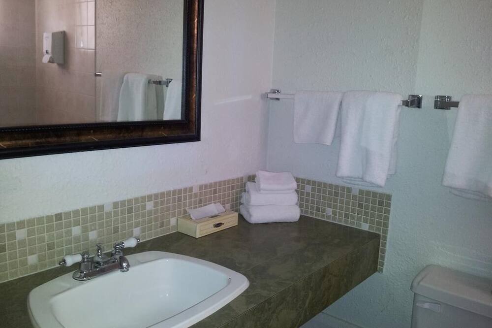 Photo of Bathroom in Melfort