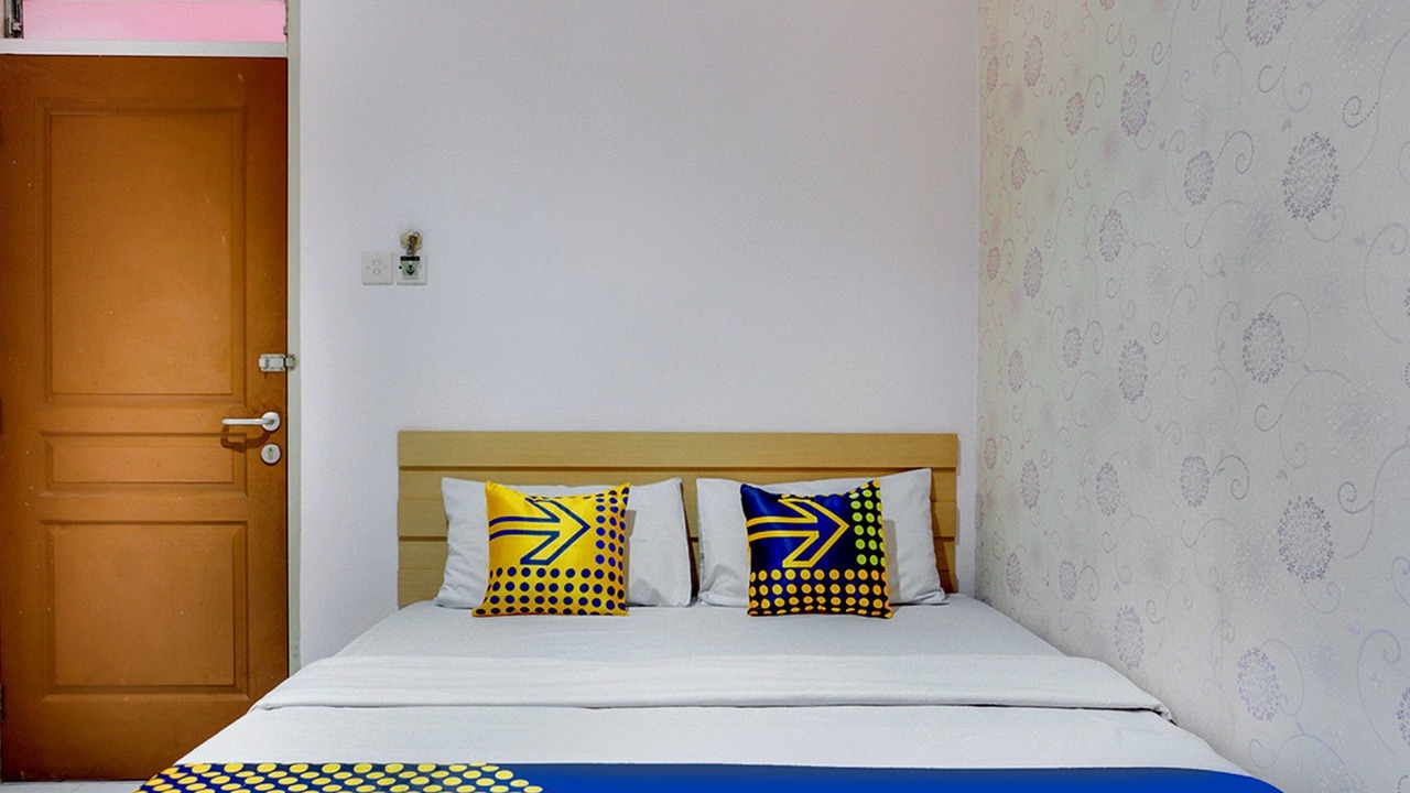 Photo of Bedroom in Makassar