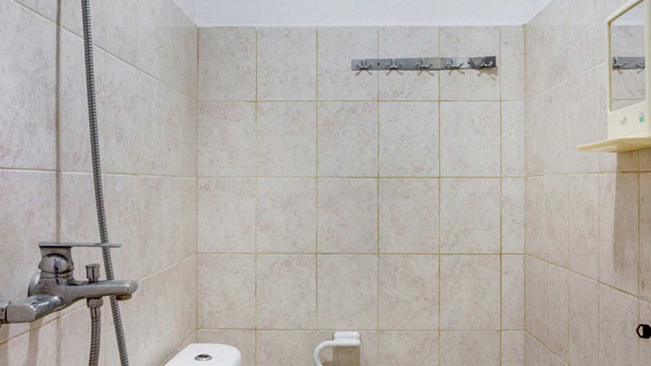 Photo of Bathroom in Makassar