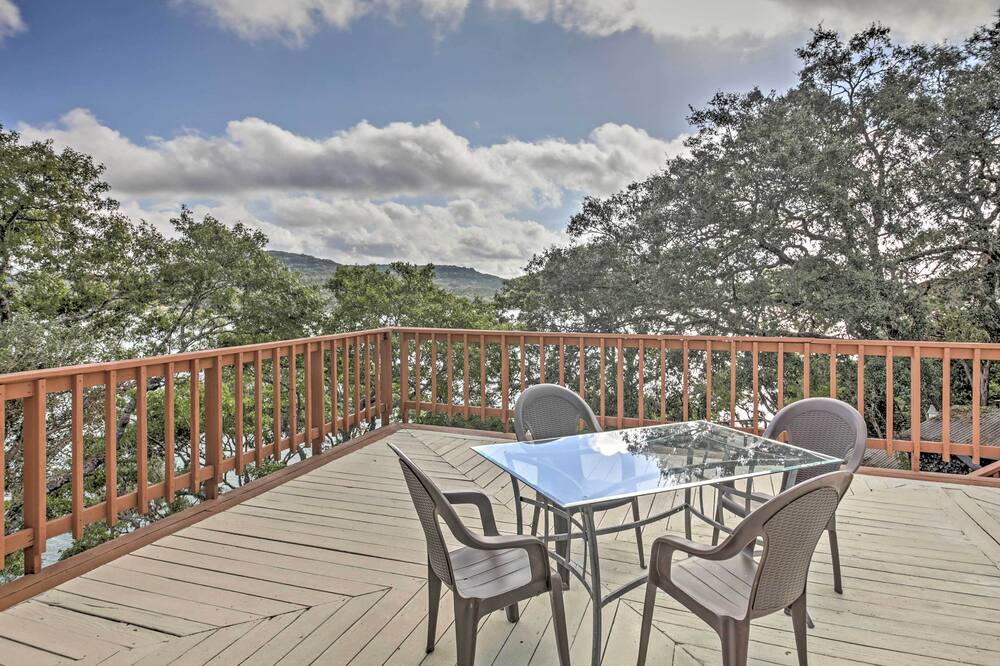 Photo of Outdoor in Lakehills