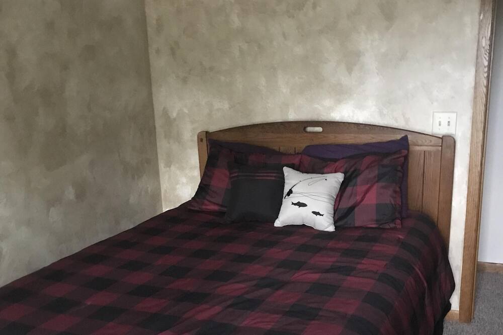 Photo of Bedroom in Cushing