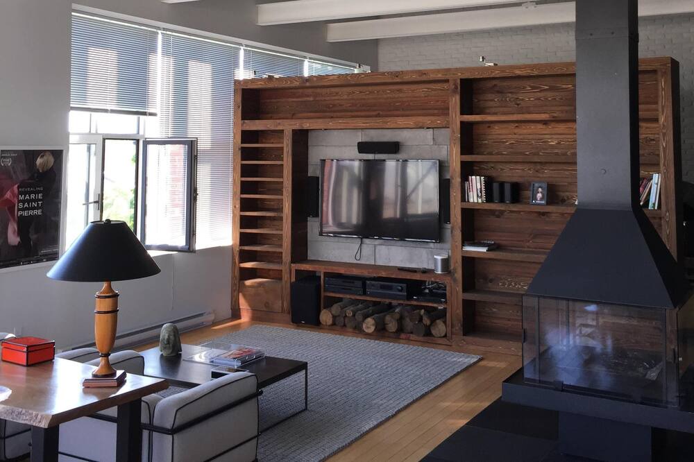 Photo of Livingroom in Maisonneuve