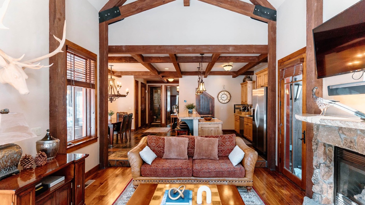 Photo of Livingroom in Homewood