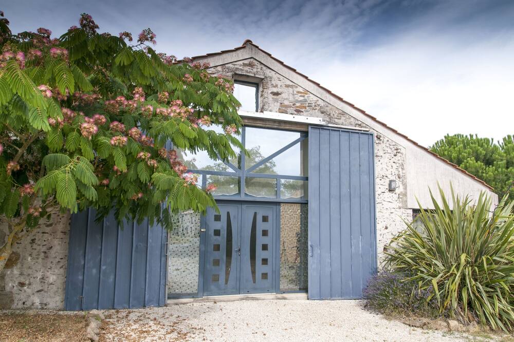 Photo of Outdoor in Grosbreuil
