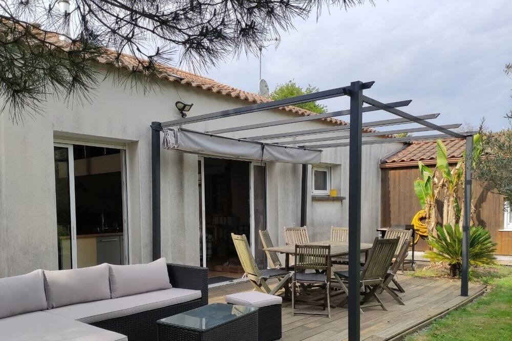 Photo of Patio Balcony in Grosbreuil