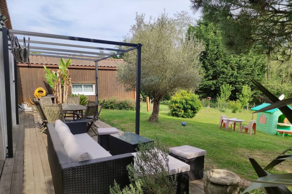 Photo of Outdoor in Grosbreuil