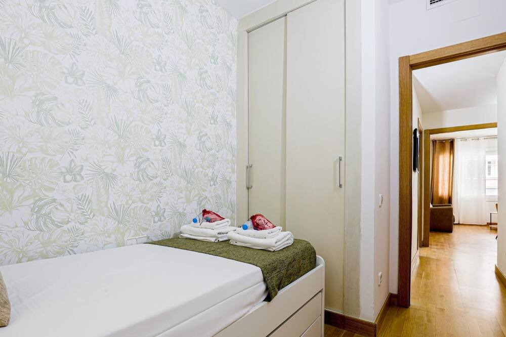 Photo of Bedroom in Sant Gervasi – la Bonanova