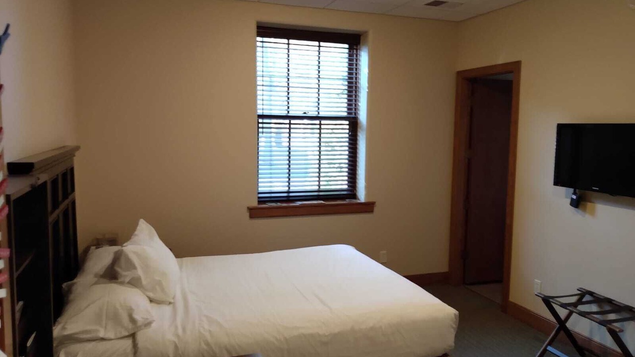 Photo of Bedroom in Gary