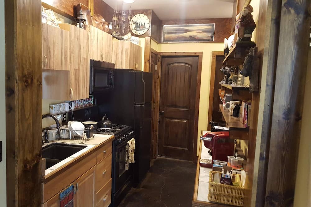 Photo of Kitchen in Batavia