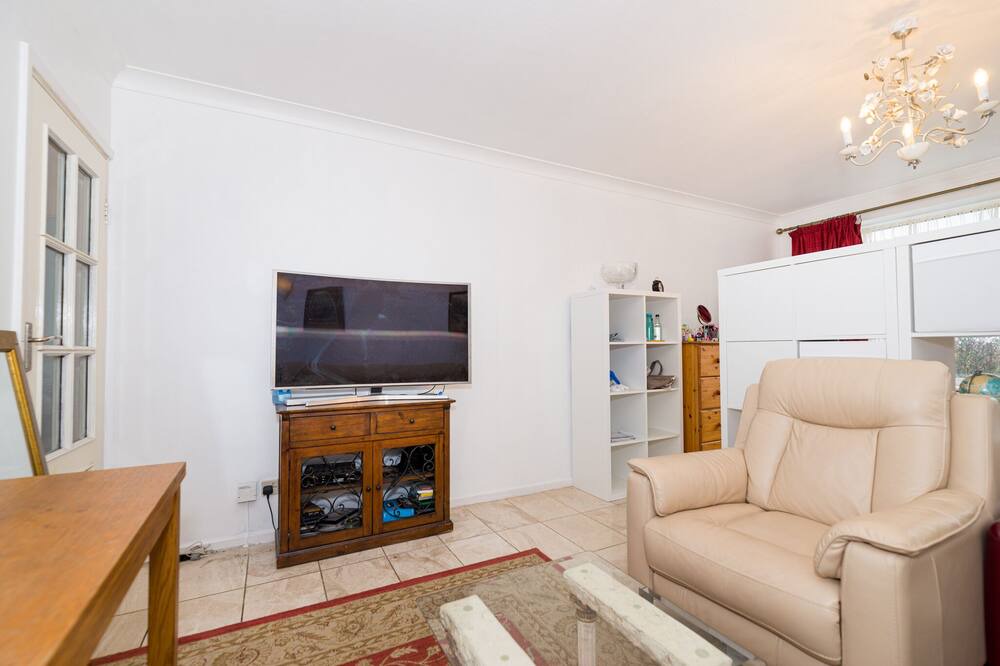 Photo of Livingroom in High Barnet