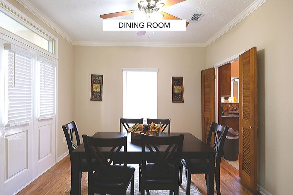 Photo of Kitchen in Pecan Grove