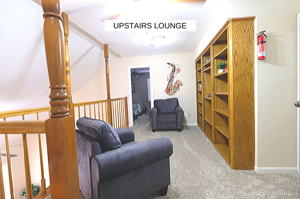 Photo of Bedroom in Pecan Grove