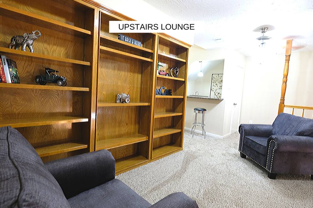 Photo of Livingroom in Pecan Grove