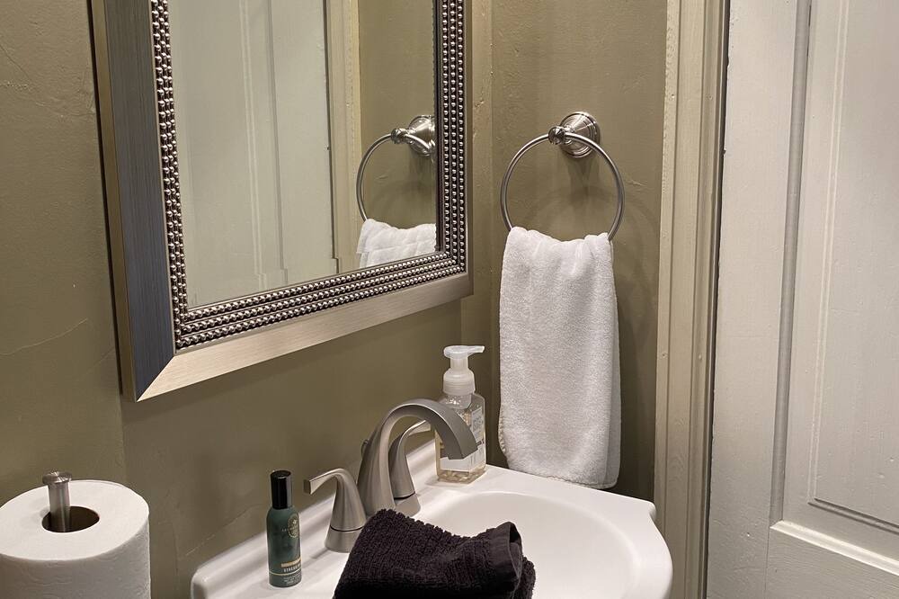 Photo of Bathroom in Buchanan