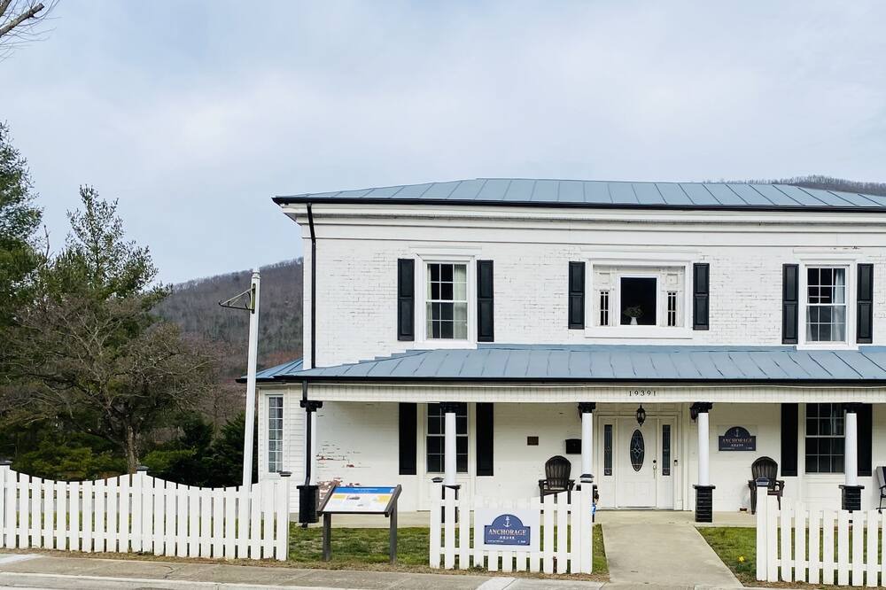 Photo of Outdoor in Buchanan