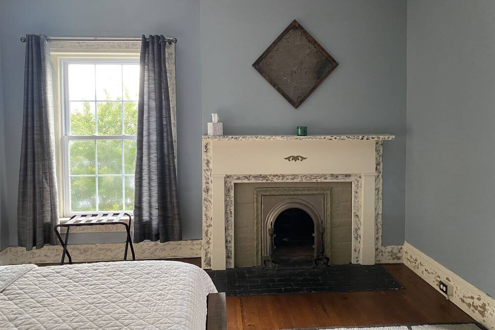 Photo of Livingroom in Buchanan